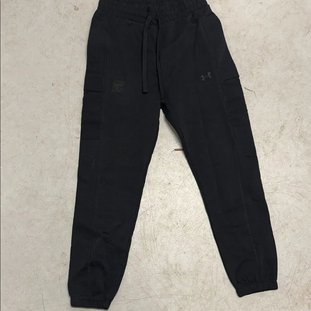Under Armour Black Elastic Waistband Pants LIKE NEW Size XXS - Black Joggers